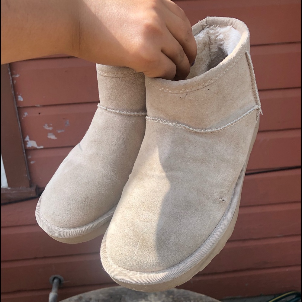 Arizona Jean Company winter booties